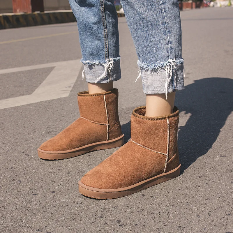 

2020 New Women Snow Boots Autumn and Winter Warm Cotton Casual Booties Oversized Cotton Boots Platform Snowboots Female W24-51