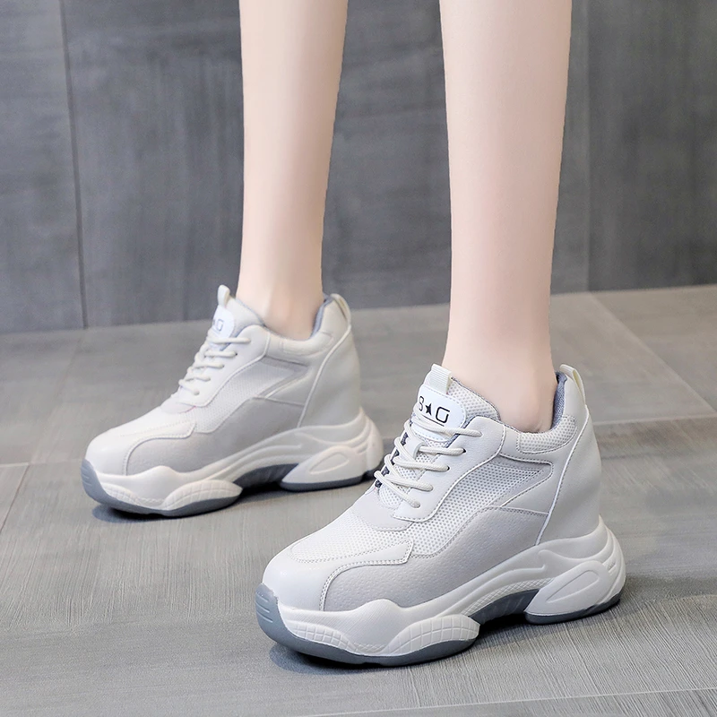 

Женские массивные кроссовки на шнуровке, Белые Повседневные кроссовки на вулканизированной подошве, сезон весна 2021