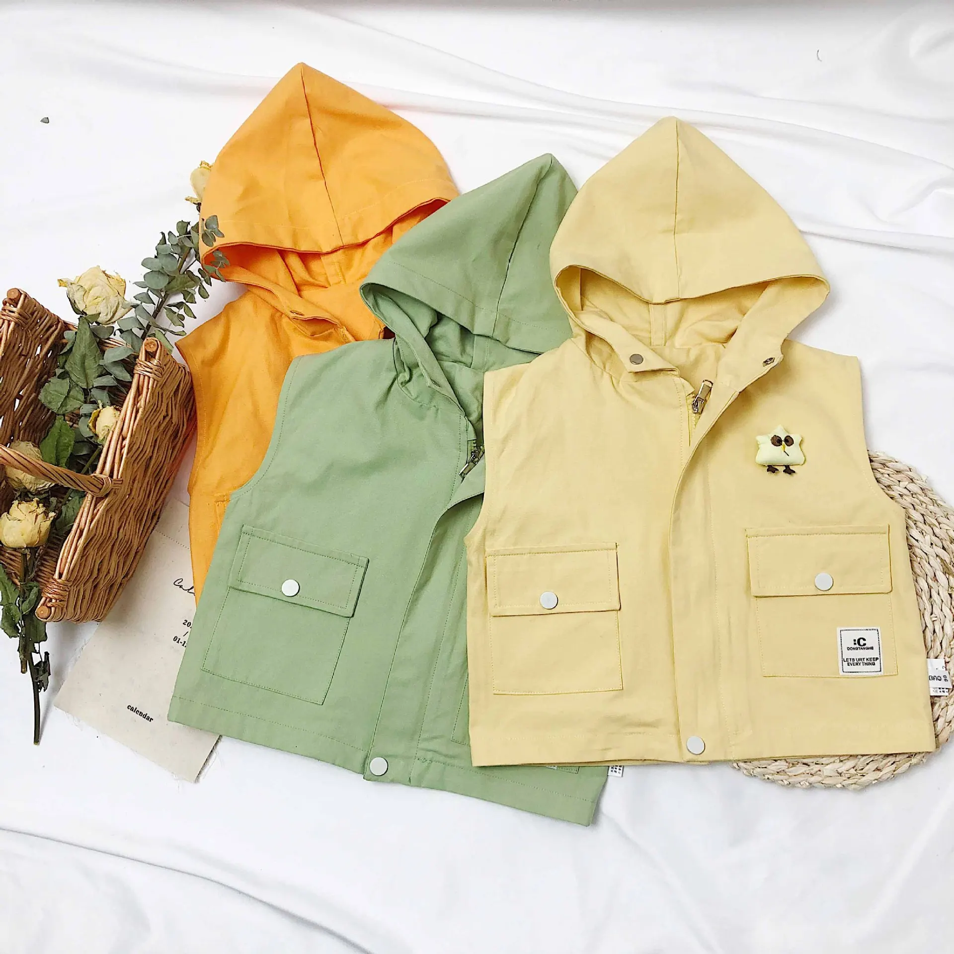 Милые безрукавки с капюшоном для мальчиков и девочек 2020 Детские повседневные