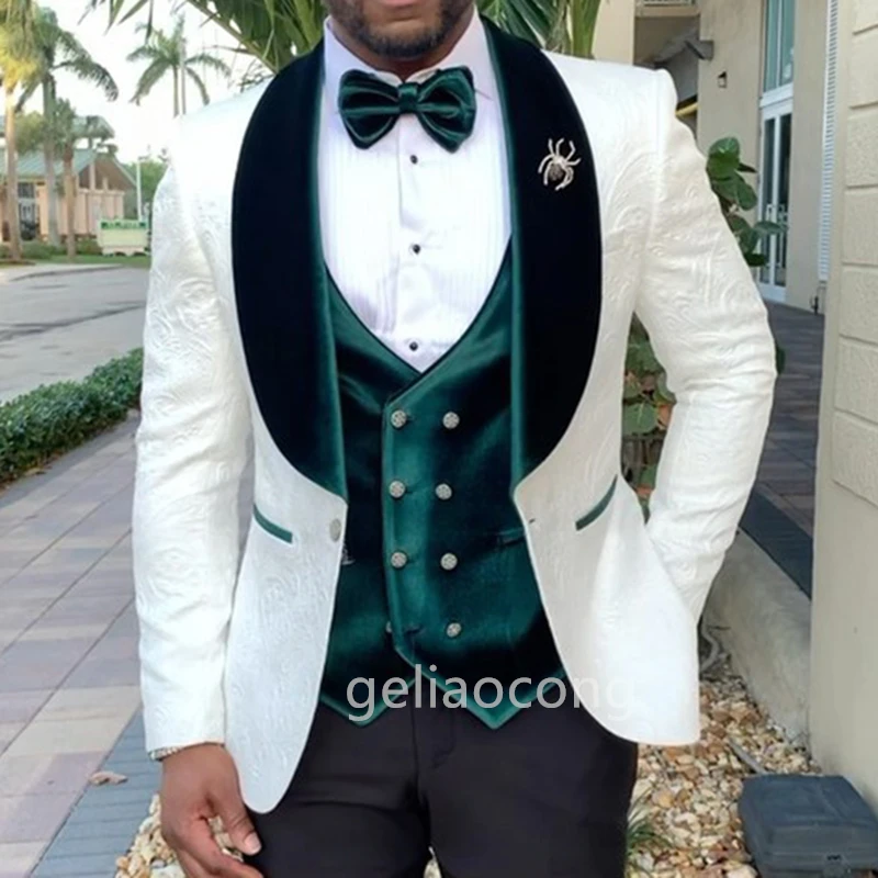 White Jacquard Mens Suits 3 Piece Green Velvet Shawl Lapel Casual Tuxedos for Wedding Groomsmen Suits Men (Blazer+Vest+Pant)