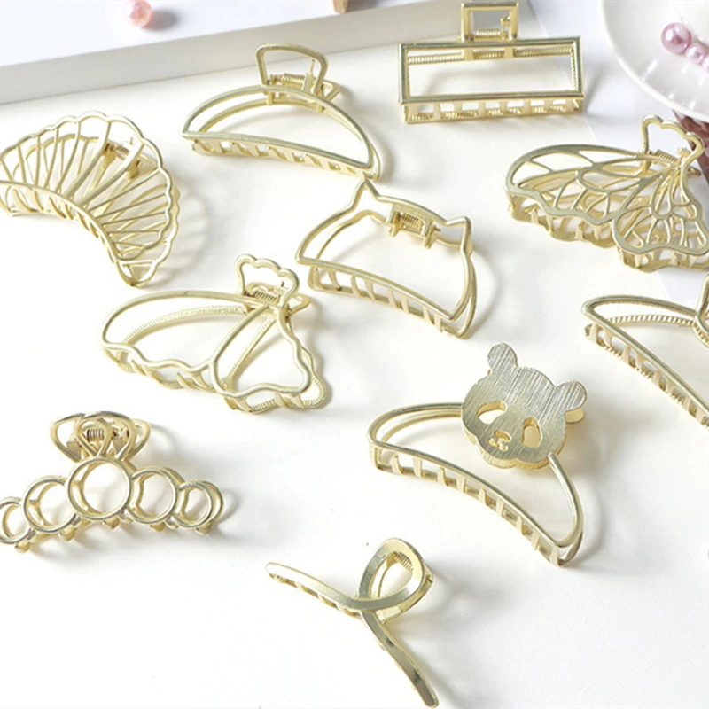 

Sweet Metal Large Hair Clip Shark HairClawFor Women Jewelry Gift