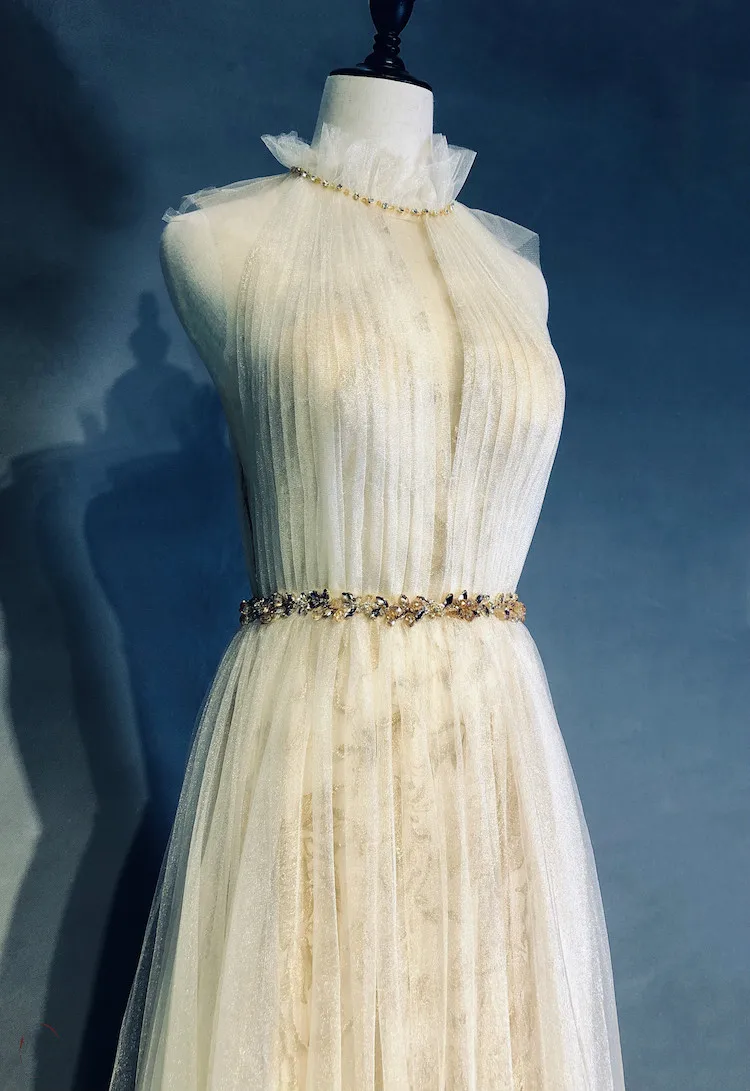 

Elegant High Neck Tencel Evening Dresses Sleeveless A Line Women Formal Party 2019 Vestido De Noite Formal