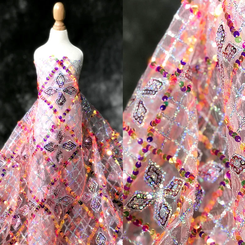 

LASUI 1 Yard NEW 2021 Beautiful Symphony Sequins Checkered Pink Sequins Embroidered Fabric Designer Clothing X0741