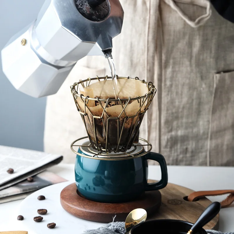 Керамическая кофейная чашка и блюдце MUZITY с золотой ложкой из нержавеющей стали