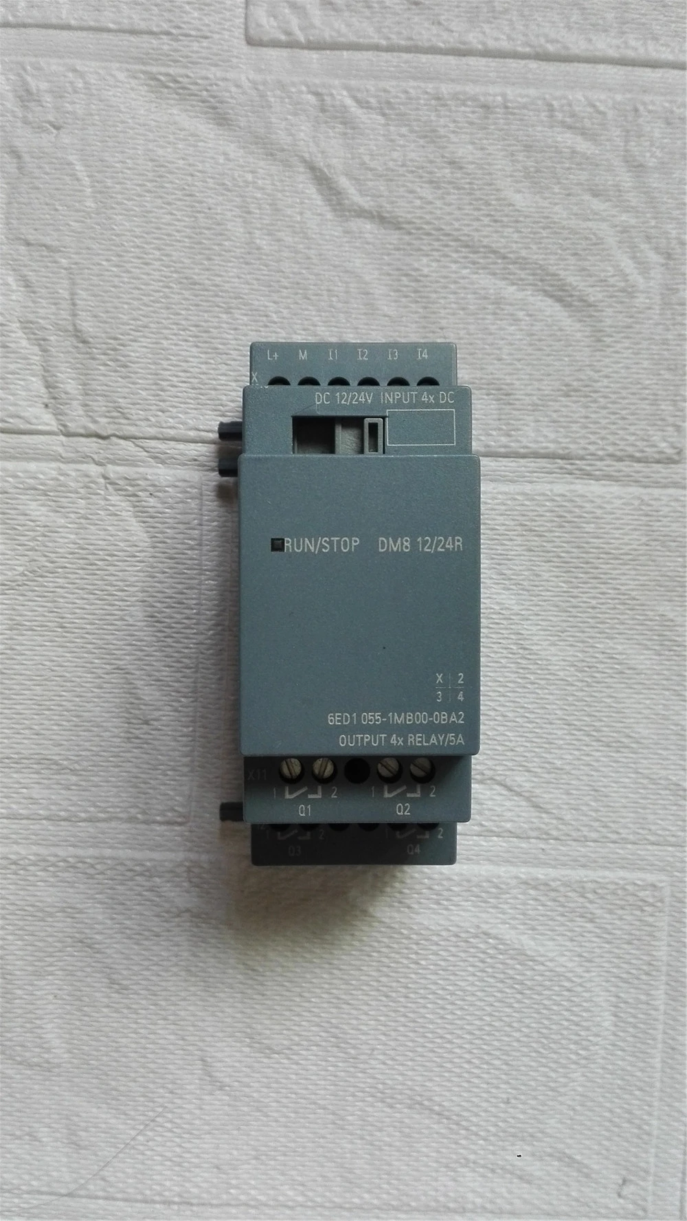 6ED1055-1MB00-0BA2 логотип simatic! 8, DM8 12/24R модуль расширения, 4 DI/4 сделать для логотипа! 8 заменить 6ED1055-1MB00-0BA1 - Цвет: Used 1MB00-0BA2