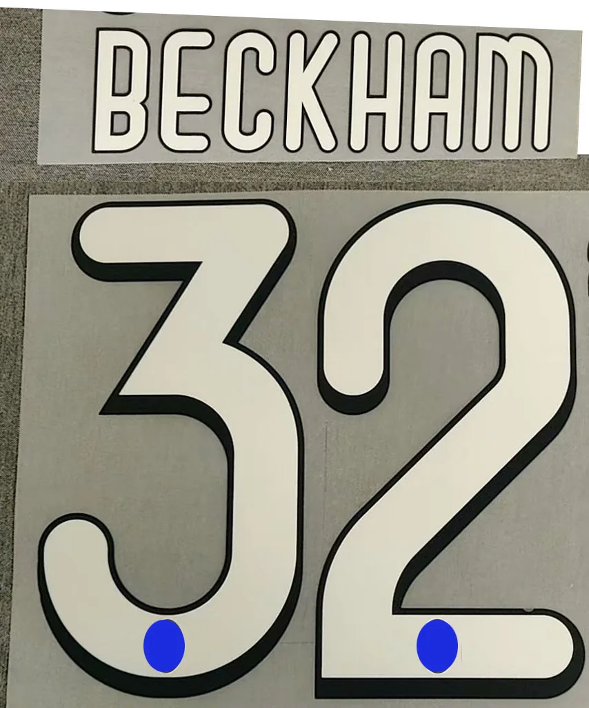 

Ретро 2009-2010 #32 Бекхэм напечатанный на заказ именной значок с любым номером