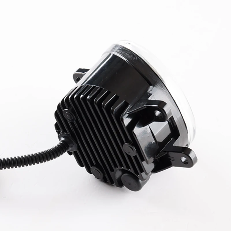 Светодиодный противотуманный светильник проектор с ДХО дневной ходовой функция