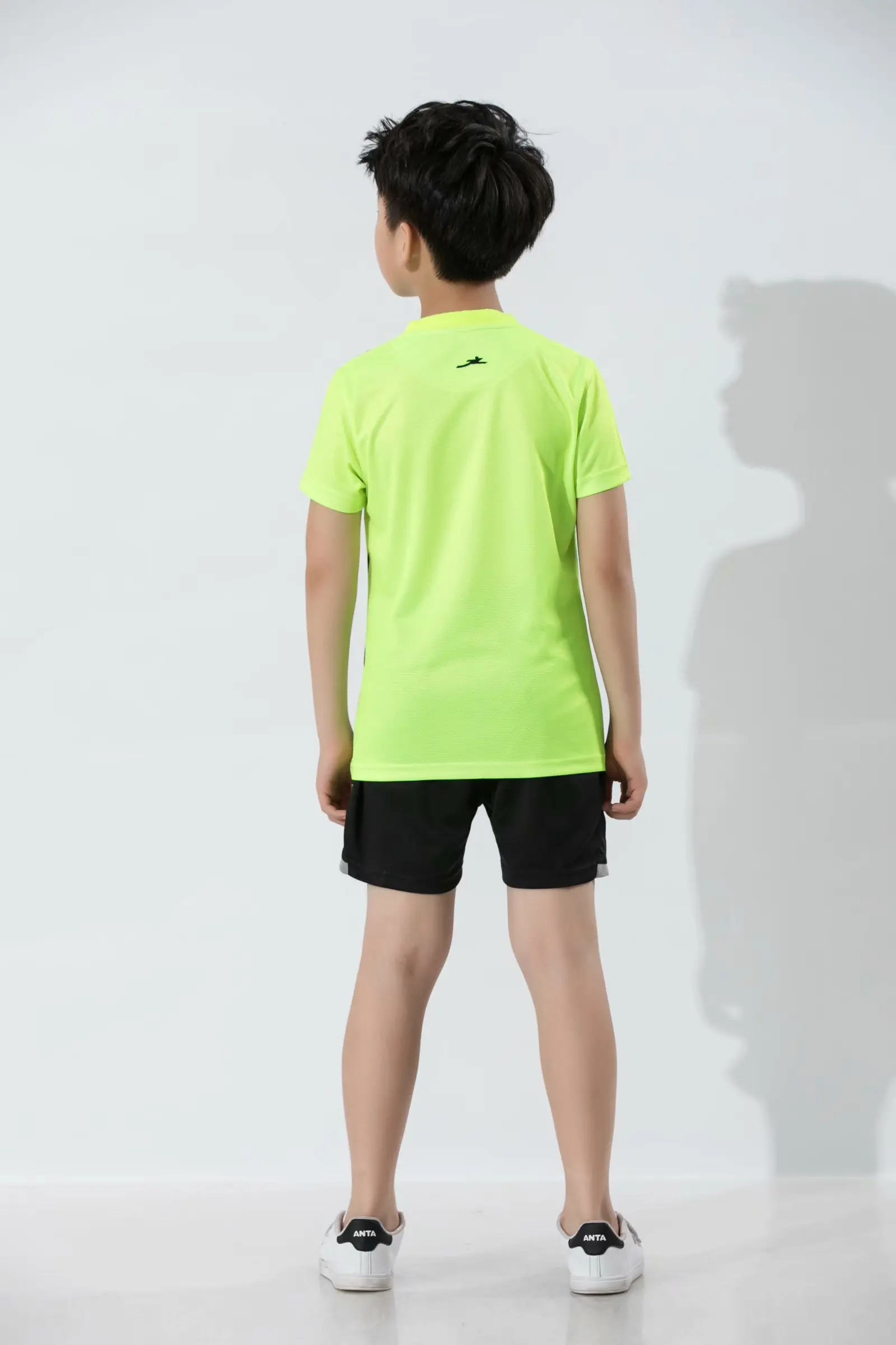 

2021 High Quality Child Polyester Badminton Set Quick-drying Breathable Volleyball Tennis TableTennis Jogging Team Jersey