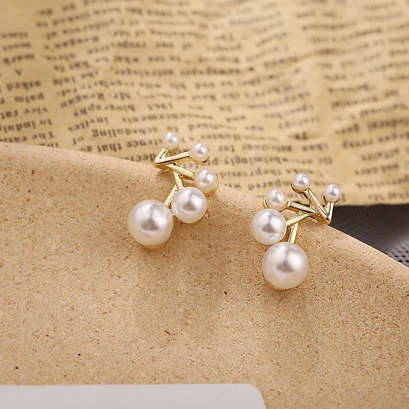 

S925 Needle Korea Design Simple Stud Earrings Metal Simulated Pearls Geometric Earrings For Women Girl Gift