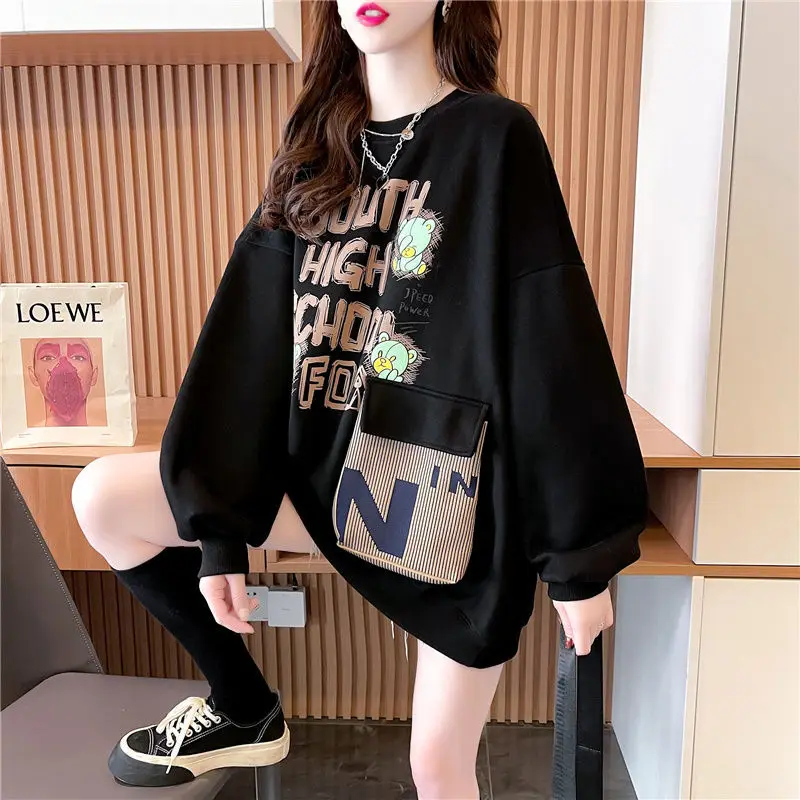 

Little bear round neck sweater women's Plush 2021 autumn and winter Korean loose long sleeve top
