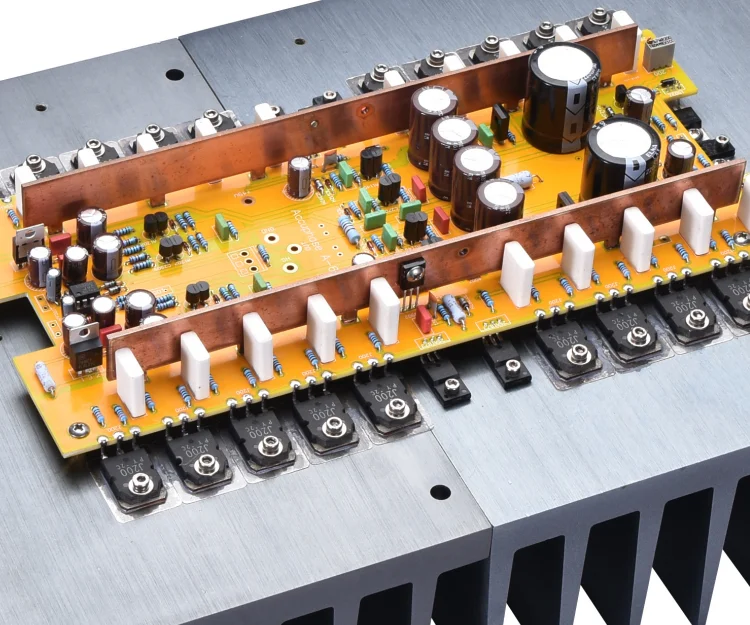 На основе Accuphase A65 класса A усилитель мощности/60 Вт* 2 8 Ом 480 Вт* 2 1 Ом J1529/J200 полевой транзистор с эффектом 72000 мкФ* 4