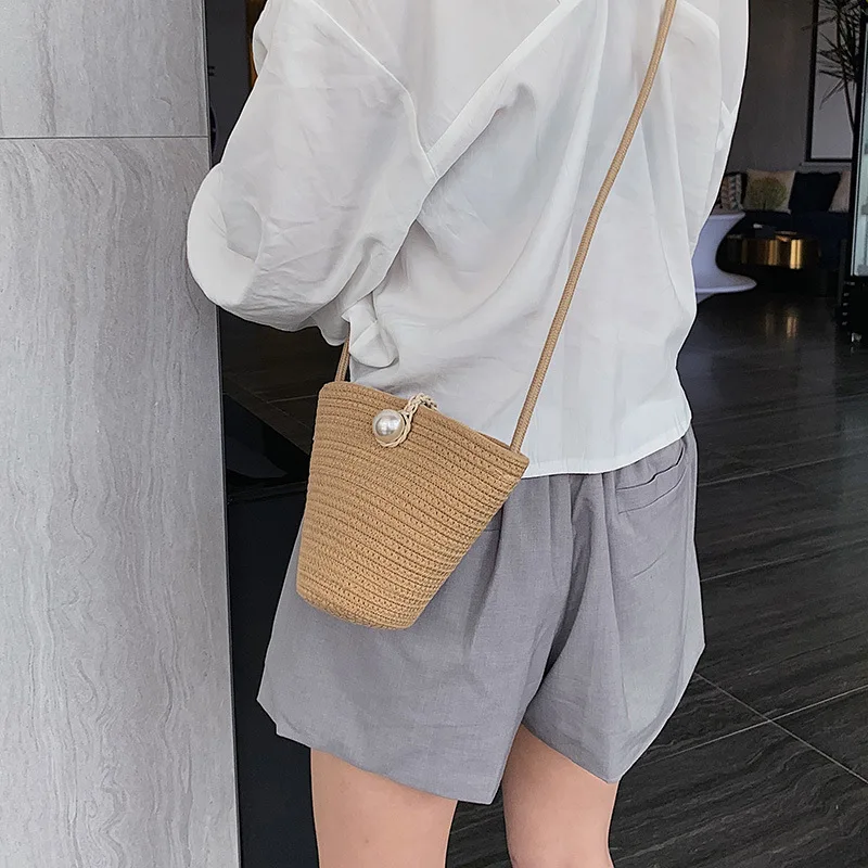 

2021 Fashion Women Hand Woven Pearl Straw Bucket Bag Rattan Bohemia Style Beach Circle Beach Shoulder Bags New Handbags