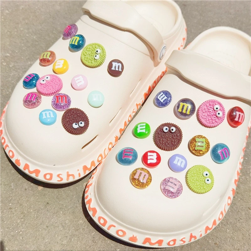 

New Trend Jelly Bean Croc Charms Shoe Flower Cute Biscuit Candy Shoe Decoration Buckle