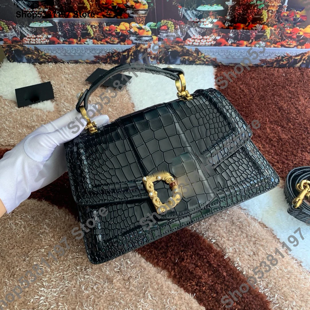 Роскошная сумка от известного бренда настоящая итальянская кожаная винтажная