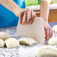 1pc diy pastry cutters fondant dough scraper useful cream spatula cake cutter slicer pastry baking tool kitchen accessories