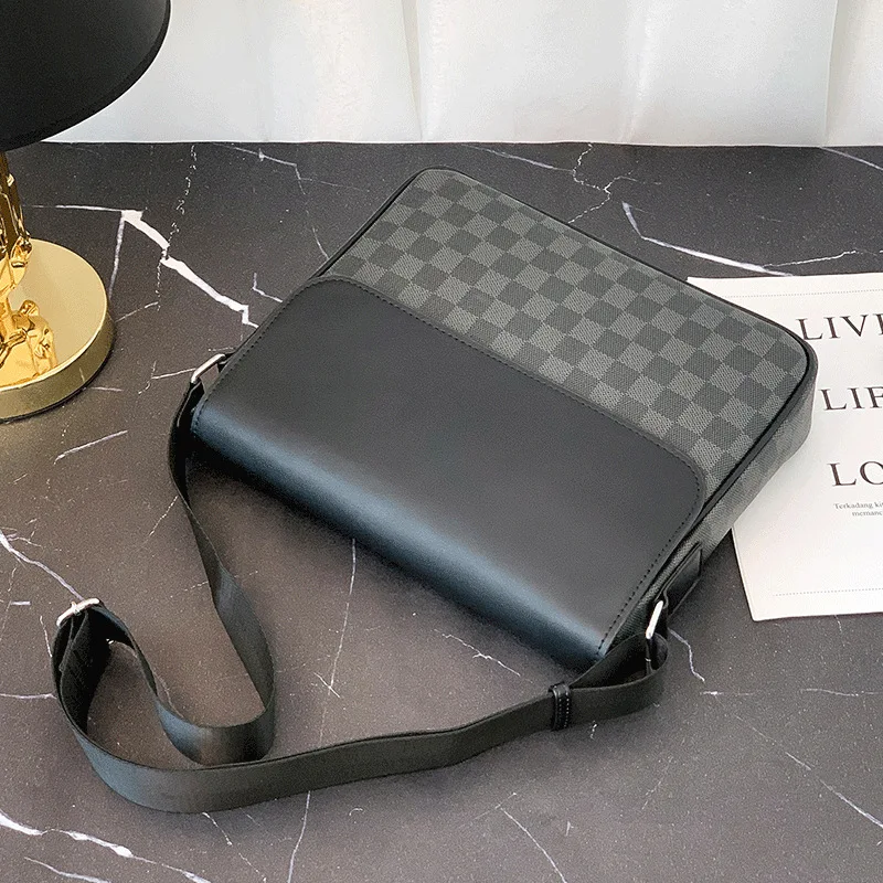 

Famous Brand Checked Design Men Messenger Bag High Quality Leather Plaid Sling Shoulder Crossbody Bags Business Travel Handbag