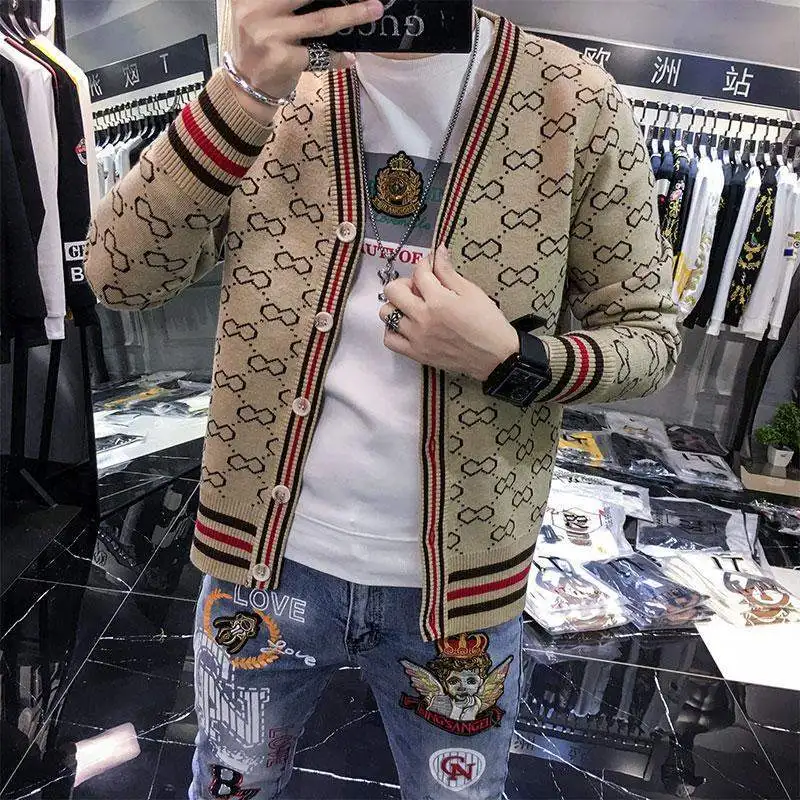 

2020 Men's cardigan knitwear wear 2020 new Korean fashion spring and autumn sweater coat men's fashion brand 7417