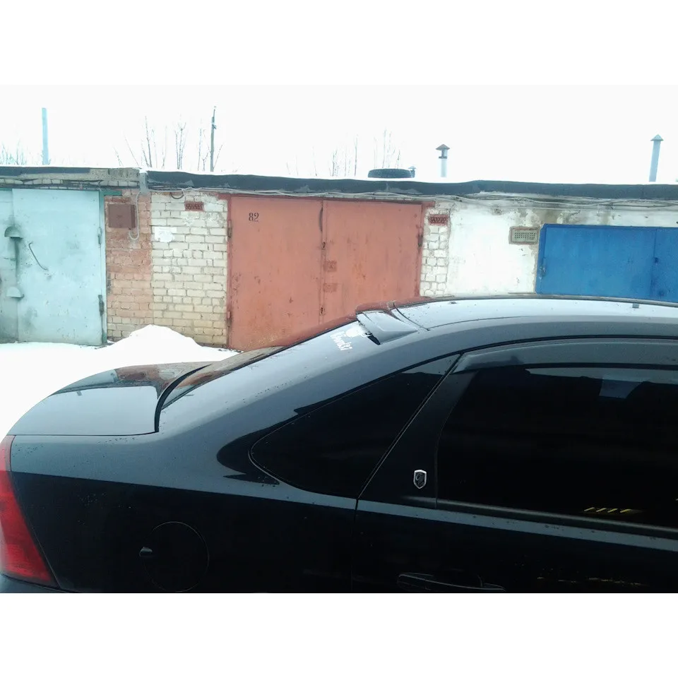 Спойлер лип хвост форд фокус 2 седан Дефлектор на заднее стекло козырек пластик