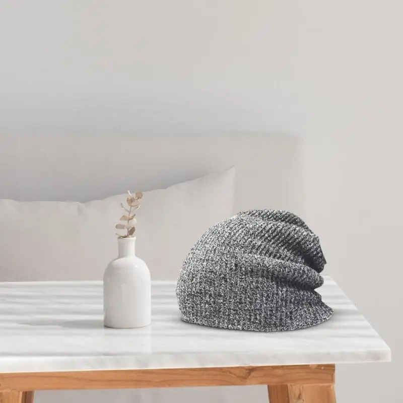 Вязаная шапка для отдыха на осень и зиму легкая простая индивидуальная теплая