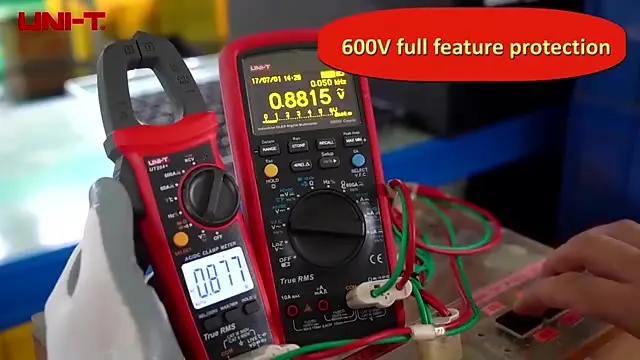 

Professional UT220 2000A Automatic Range Data Keeps LCD Backlit Unl-t Digital Clamp Meter