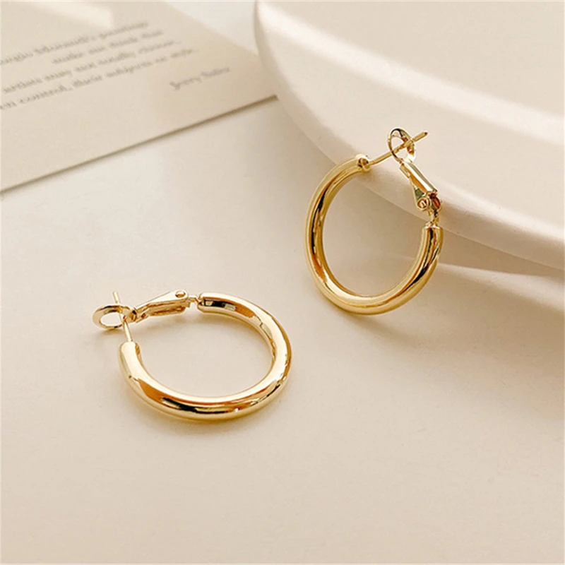 

Karopel New Fashion Colorful Bohemia CZ Round Pendant Brincos Dangle Drop Earring for Women Wedding Jewelry for Christmas Gift