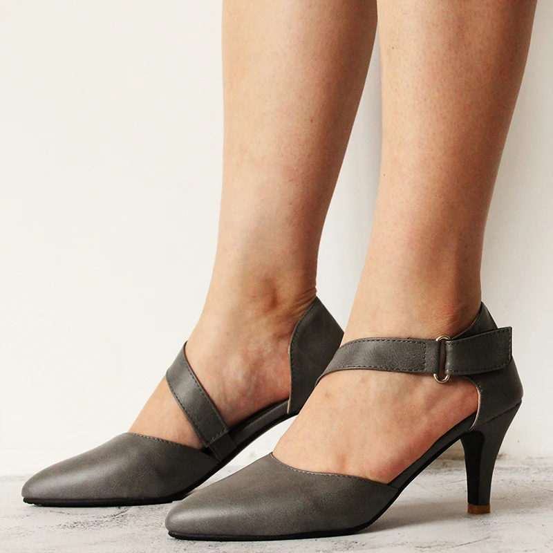 

2021 Hot Autumn Hollow Coarse Sandals High-heeled Shallow Mouth Pointed Pumps Shoes Women Female Sexy High Heels Large Size