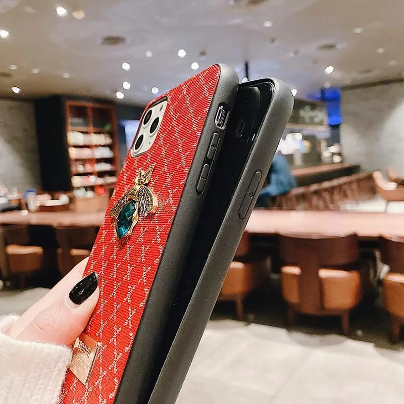 

Luxury Brand Flower Hard leather Diamond bee phone case for apple iphone X XR XS MAX 7 8 6 6s plus 7plus 10 11 Pro cover coque