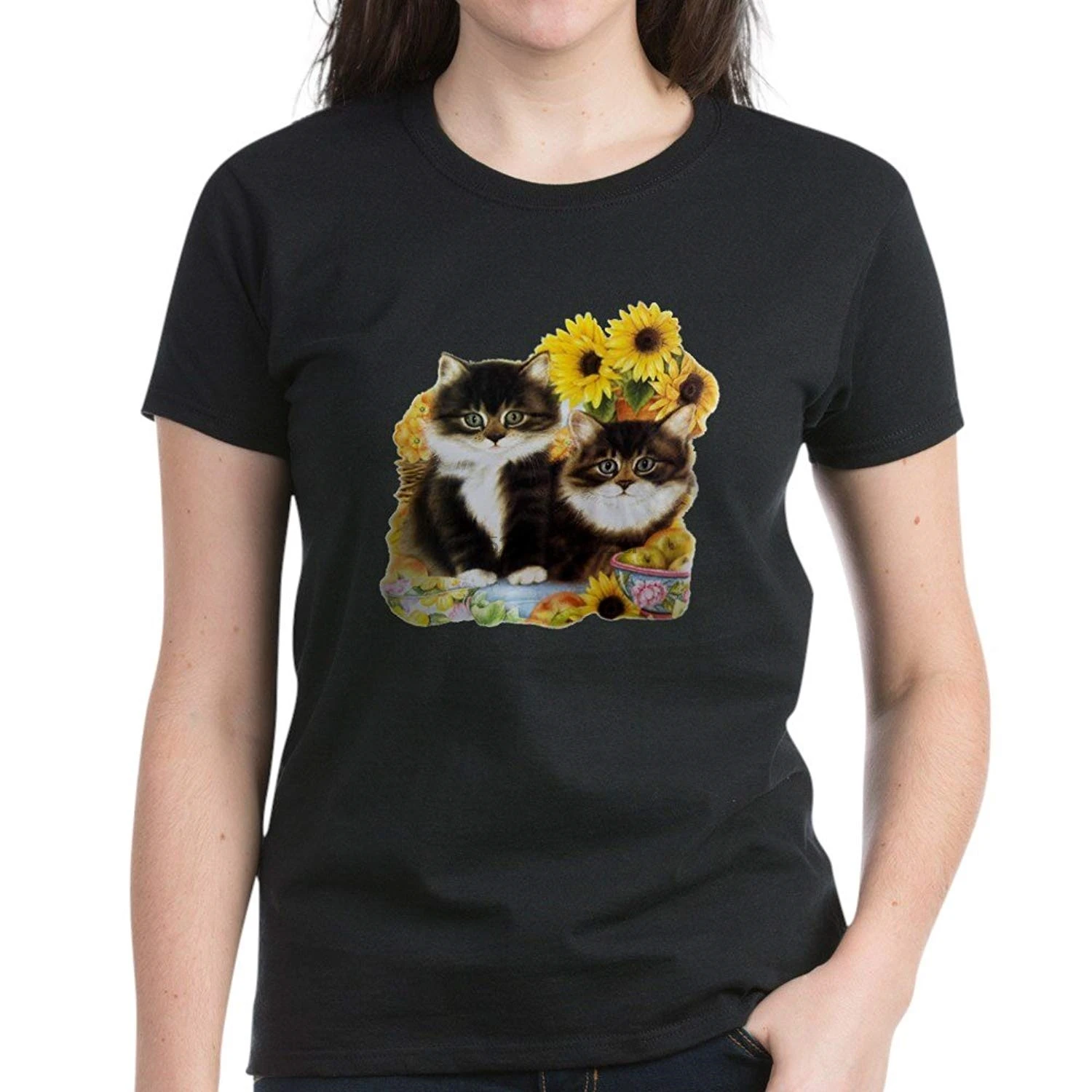 

Royal Lion WoMen Dark T-Shirt Kittens with Sunflowers(1)