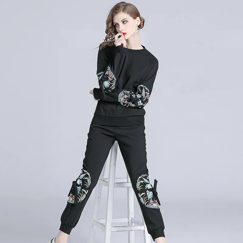 

Sweatshirt 100%Cotton Women Set Casual Tracksuit Ladies Embroidery Tops Sweatshirt+Ankle Length Pant Set Female Sportwear Suit