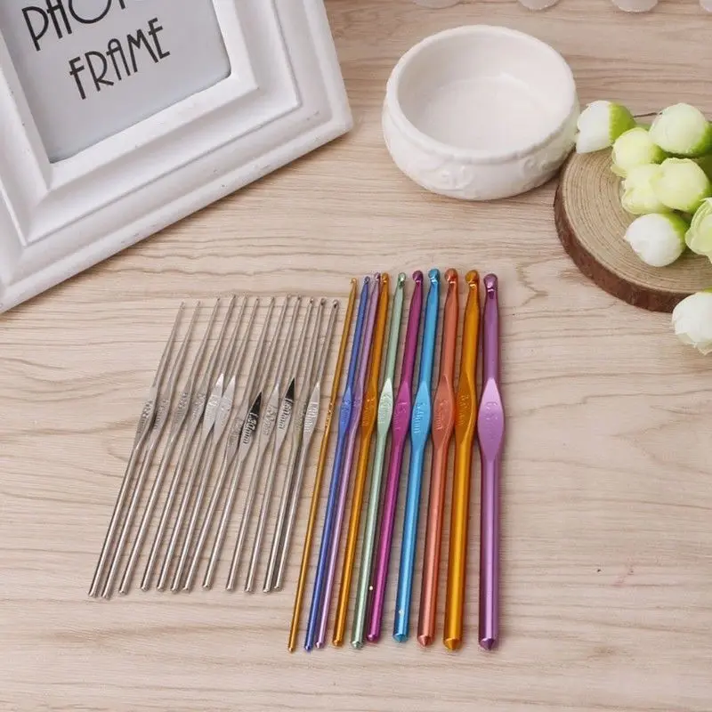 22PCS Newest Colourful Knit Set Aluminium Crochet Hooks Knitting Needles 0.6mm-6.5mm Punch Pen Kit |
