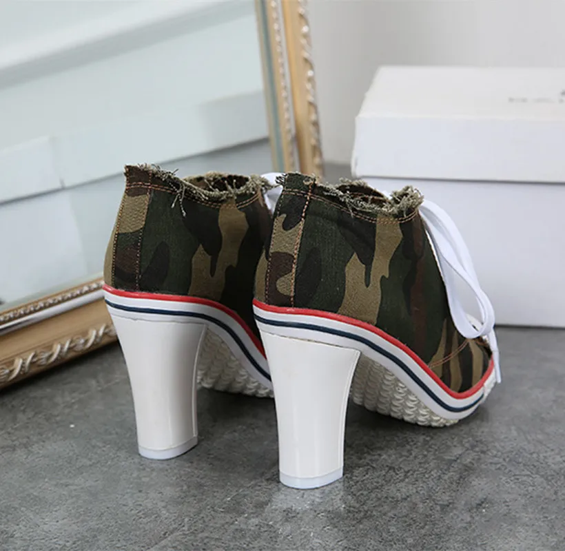 

Women Pumps Fashion Rivets Square Heels Shoes Women High Quality High Heels Spring Autumn Lady Comfortable Lace Up Shoes Women