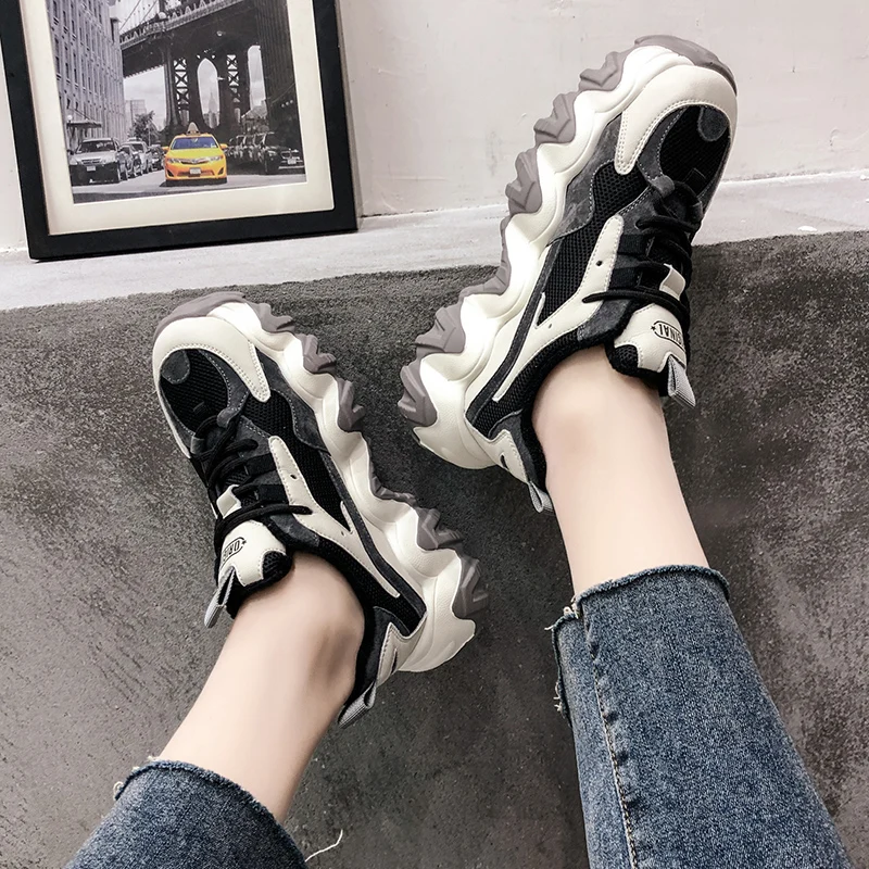 Женские массивные кроссовки на платформе Вулканизированная толстая подошва