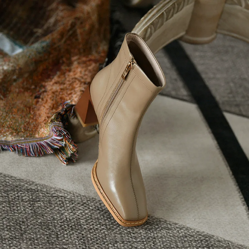 

Genuine Leather Ankle Boots Women Low Heels Thick Square Toe Shoes Female Zip Shoes Ladies Autumn Winter Boots Vogue Nice