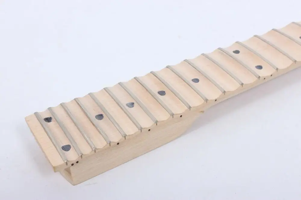 Полная зубчатая гитара Шея 24 Fret кленовый гриф Незаконченный фиксирующий