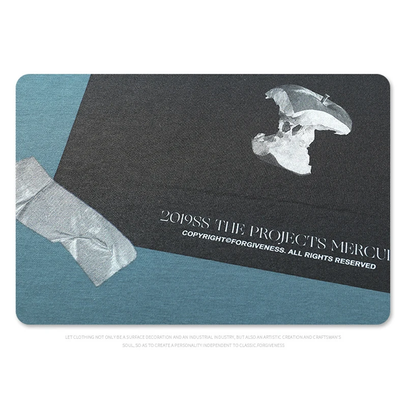 

GTDOM Men Originate Design Individuality Spacious Characters Print Short Sleeve T-Shirt 2021 Summer New O-Neck Causal T-Shirt