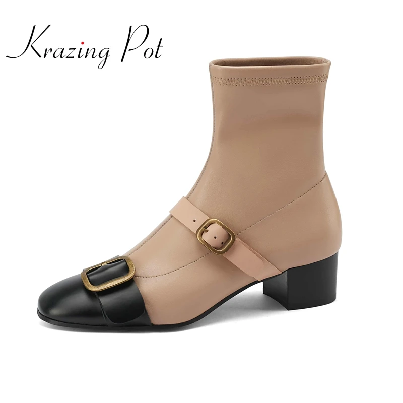 

Женские ботинки на среднем каблуке, из натуральной кожи