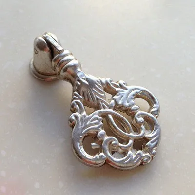 

Retro Drawer Drops Silver Dresser Handles Flower Cupboard Drops / Countryside Cabinet Handles Kitchen Hardware