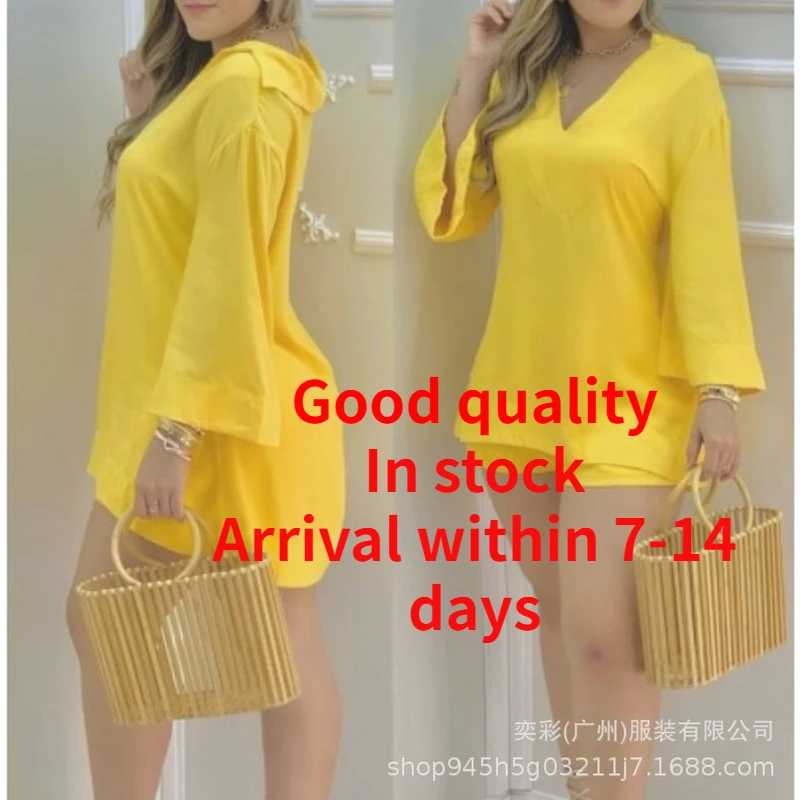 

2021 Ladies Fashion Spot New Plain Color Trumpet Sleeve V-neck Jacket and Shorts Fashion Ladies Suit woman tshirts tracksuit