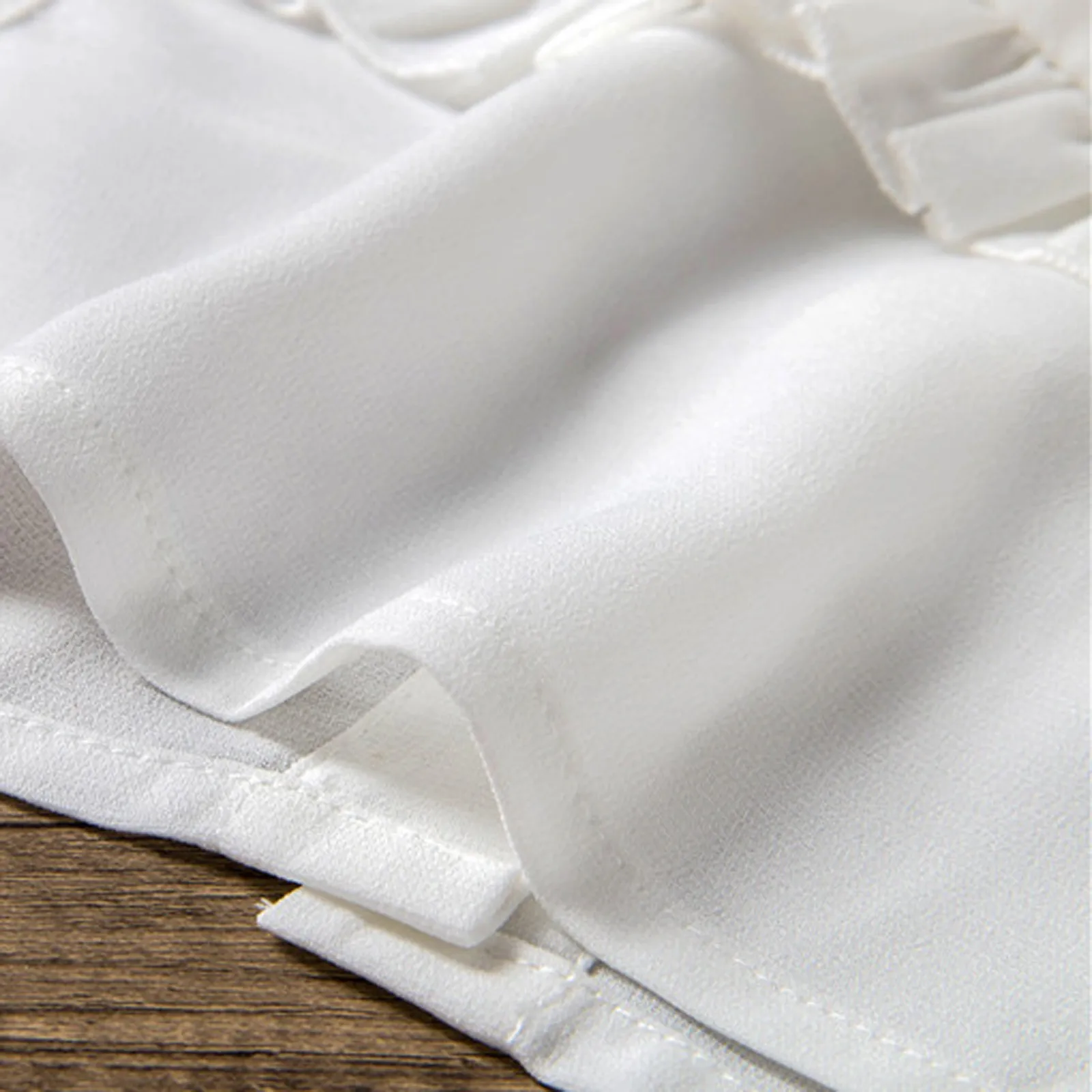 

Women's Multifunctional Lace And Fungus Edge Detachable Shirt Collar Ladies Fashion Good-looking Shirt Collar