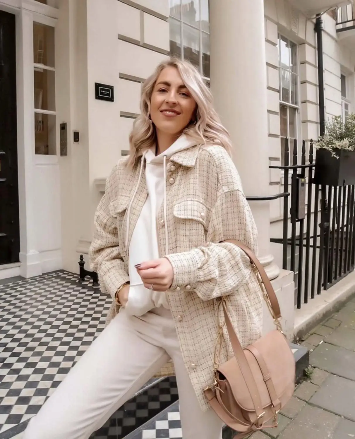 

Women Jacket 2021 Office Lady Beige Plaid Jacket Single buttons long sleeve casual Long tops Women Jackets mujer