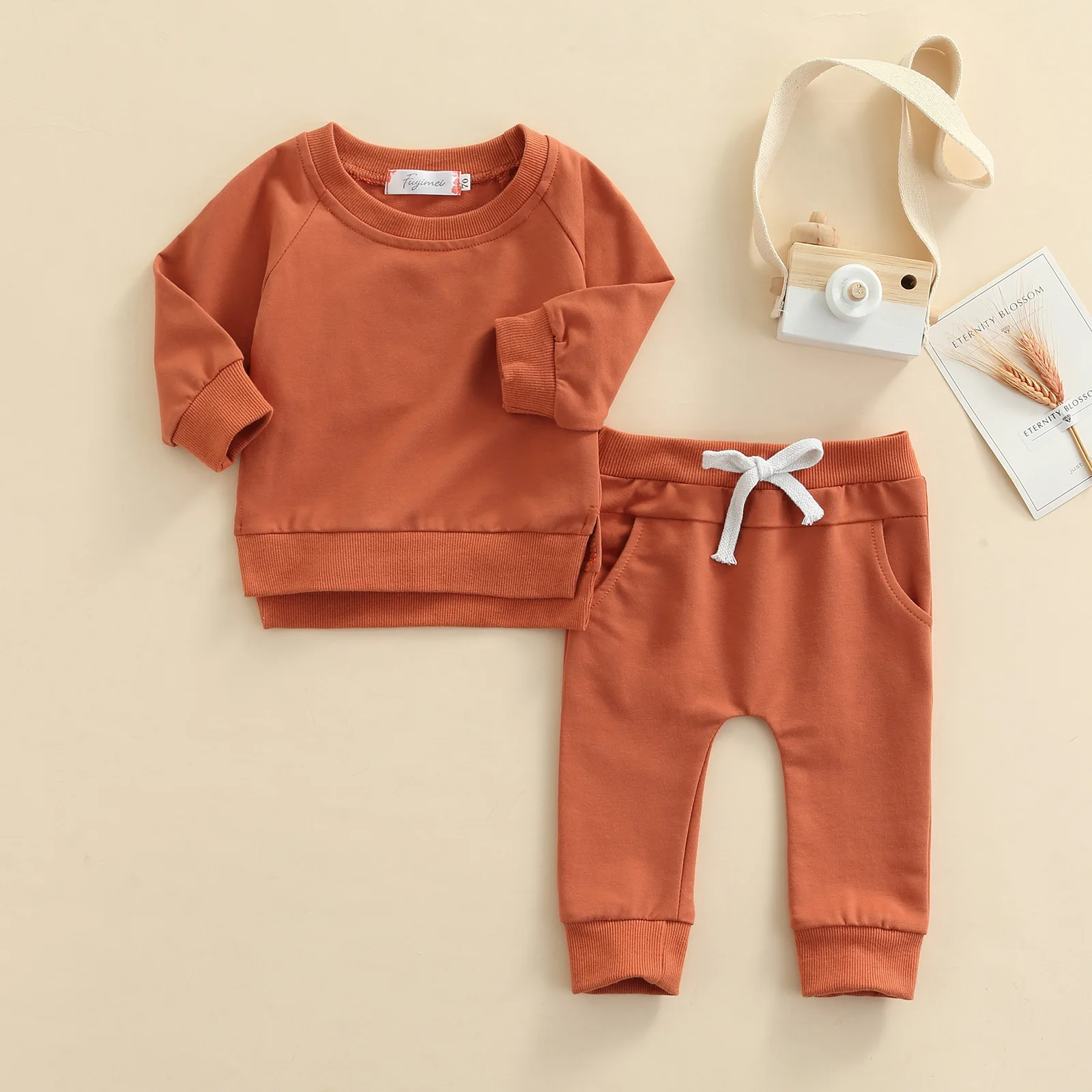 

Осенний комплект одежды для маленьких мальчиков и девочек из 2 предметов, однотонный пуловер с длинным рукавом, свитшот, топы, эластичные бр...