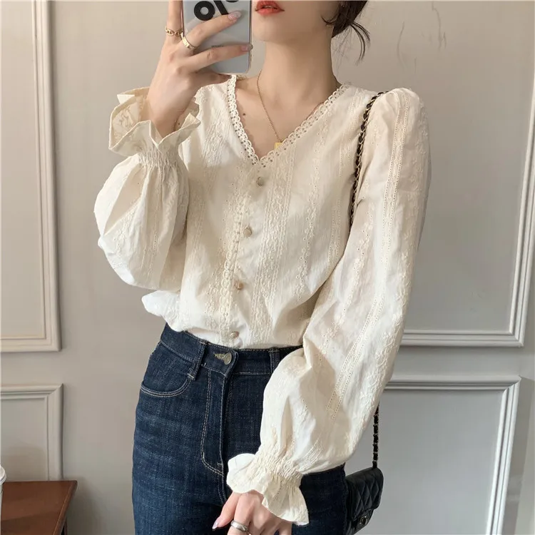 

Sweet Women Tops New Spring Autumn Korean Fashion Hollow Out Crochet Blouse Casual Long Sleeve White Shirt Feminina Blusas