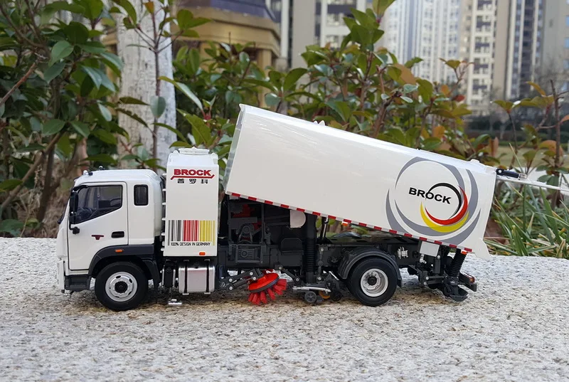 Новинка Коллекционная модель из сплава подарок в масштабе 1:35 Foton Rowor ES дорожный