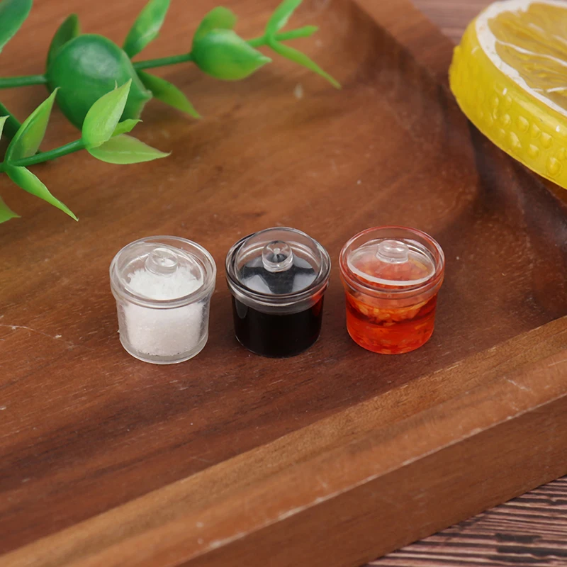 Миниатюрная модель кукольного домика 1/12 мини-соус Чили горшка для соли приправ