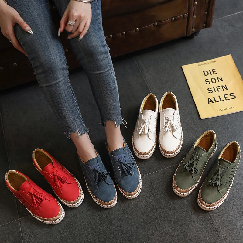 Women Flats Hollow Out Female Casual Sneakers Striped Elastic Band Slip on Shoes Woman Breathable Flat Shoe Big Size EU43 DX0805