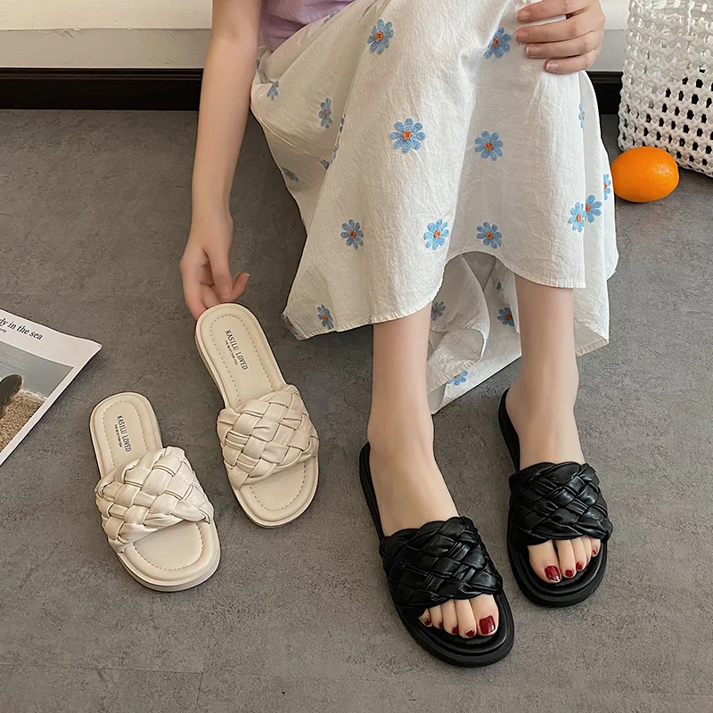 

Female Shoes Low Summer Clogs Woman Ladies' Slippers Square Toe Luxury Slides 2021 Beach Soft Designer Flat Rome PU Fashion