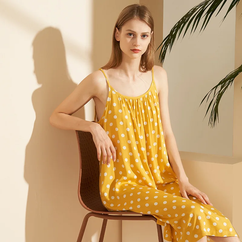 

2021 Summer Yellow with Polka Dots Pajamas Women's Short and Thin Sweet Spaghetti-Strap Nightdress Pajama Set