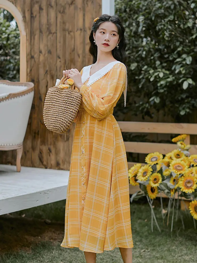 

Summer New Style Women's Japanese Girl Pastoral Style Doll Collar Plaid Slim Long Dress Retro Sweet Travel Holiday Dress