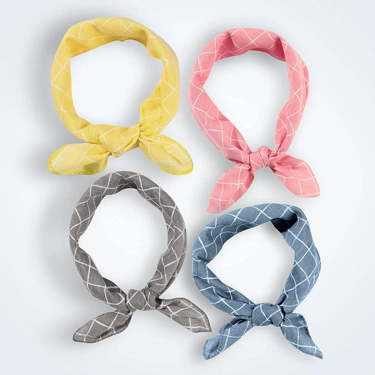 

4 Pieces Dog Scarf, Summer Scarf Plaid Washable Dog Scarf Triangle Towel Saliva Towel Adjustable Bib Size Dog Bandana