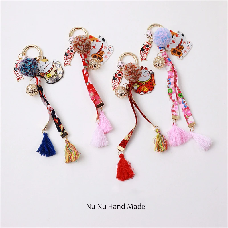 

New Original Japan Series Maneki Neko Koi Sakura Cloth Tassels Keychain Lucky Cat Car Charms Pendant Couple Gift Keychain